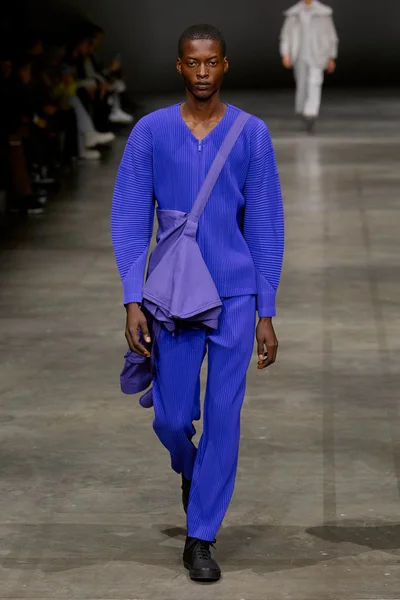 Look 31
